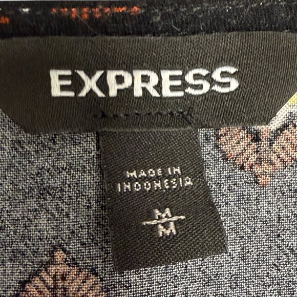 Women's EXPRESS Lace V-Neck Long Sleeve Popover‎ Top/Blouse | Size Medium - Picture 6 of 11